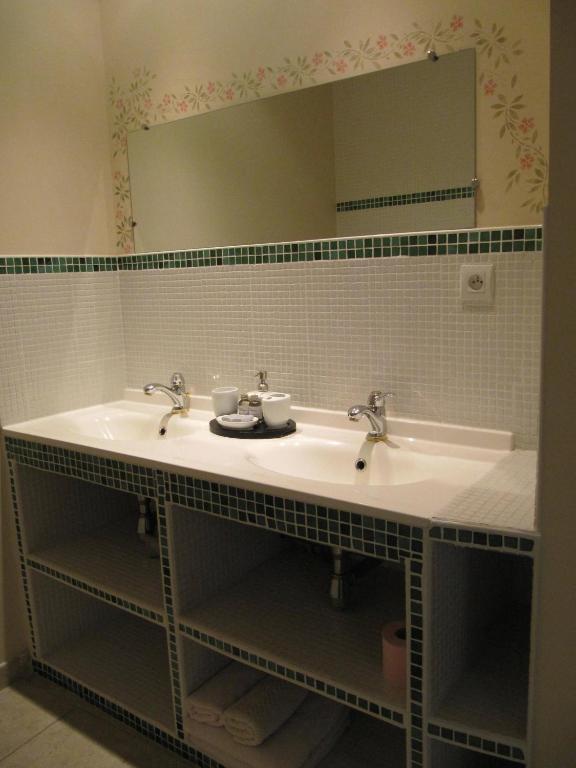 Le Castel Du Mont Boise Hotel Montboucher-sur-Jabron ห้อง รูปภาพ