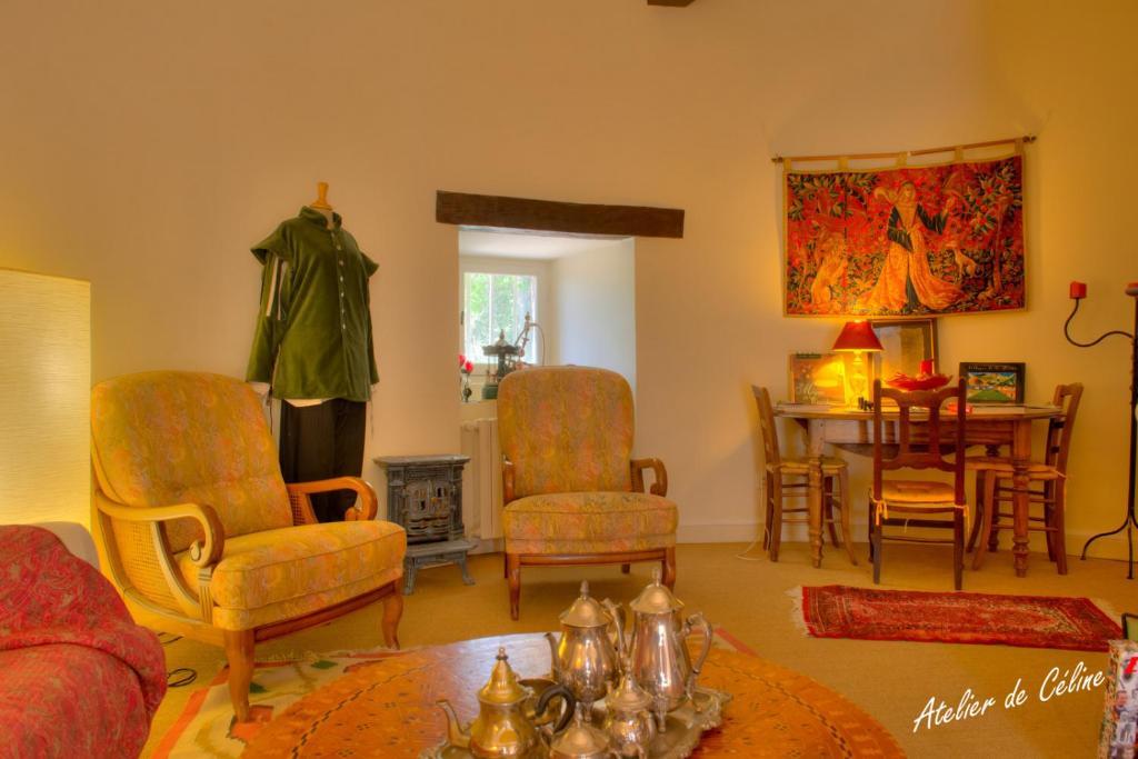 Le Castel Du Mont Boise Hotel Montboucher-sur-Jabron ภายนอก รูปภาพ