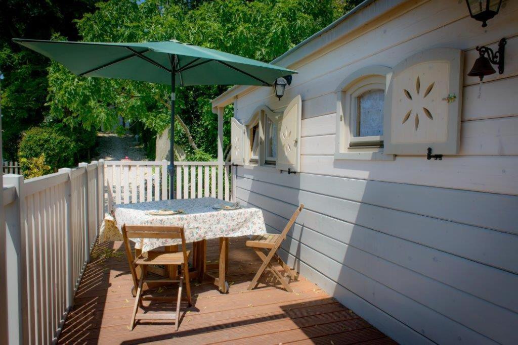 Le Castel Du Mont Boise Hotel Montboucher-sur-Jabron ภายนอก รูปภาพ